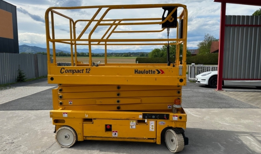 Haulotte Compact 12